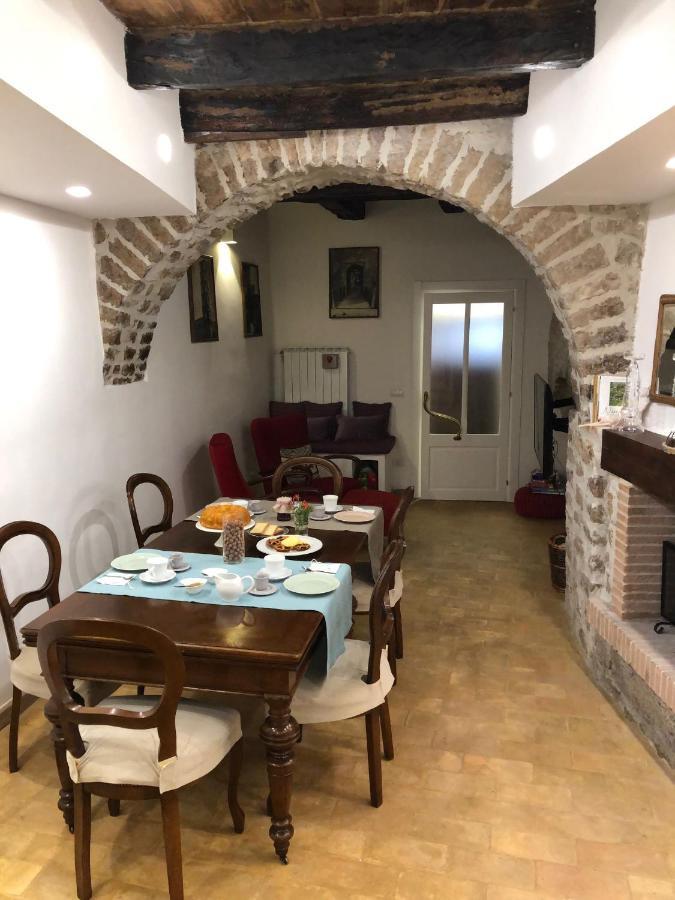 B&B Le Principesse Sermoneta Exterior photo